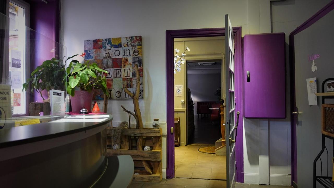 Hotel-Restaurant Des Voyageurs Le Cheylard Eksteriør billede